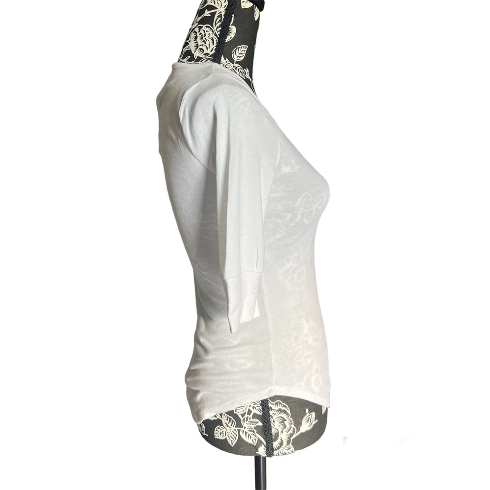 Chaser women’s button up shirt size S NWT - Picture 4 of 7